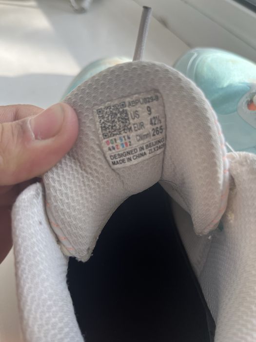 продам  кроссовки Lining Shadow 6