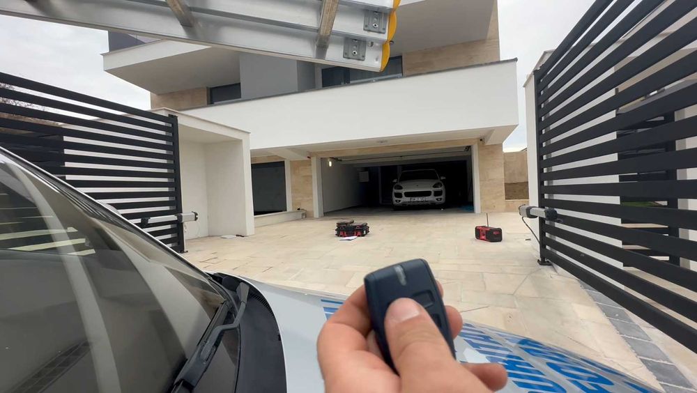 Automatizari porti BFT premium telecomanda aplicatie montaj Bistrita