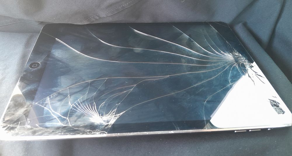 iPad 6th два айпада на запчасти