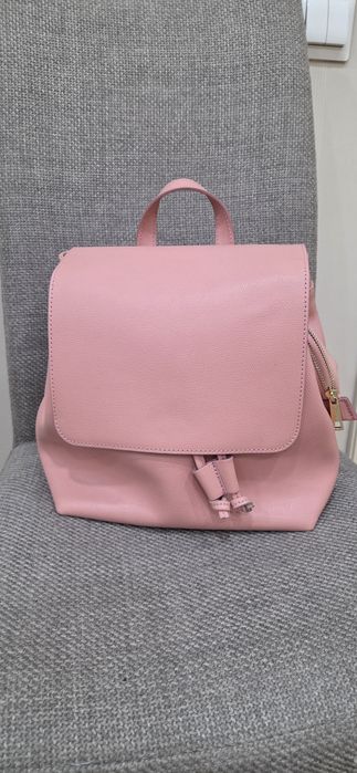 Продам кожанный рюкзак из италии