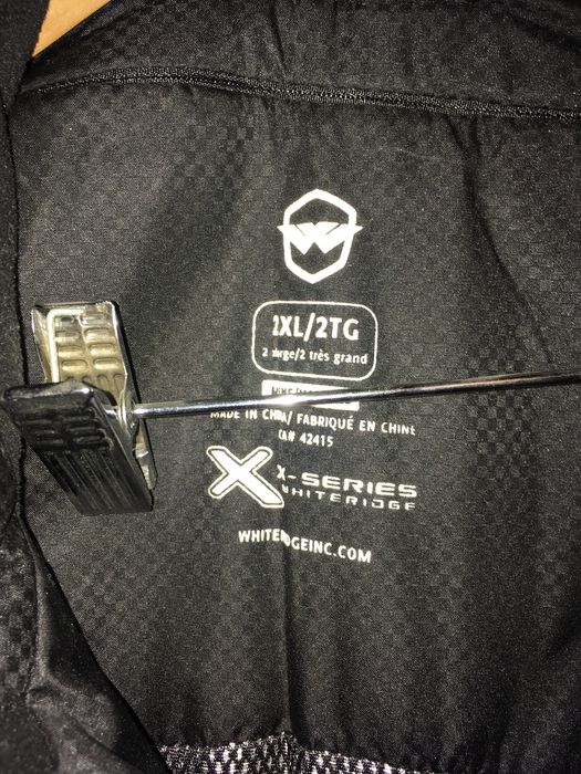 Зимняя куртка