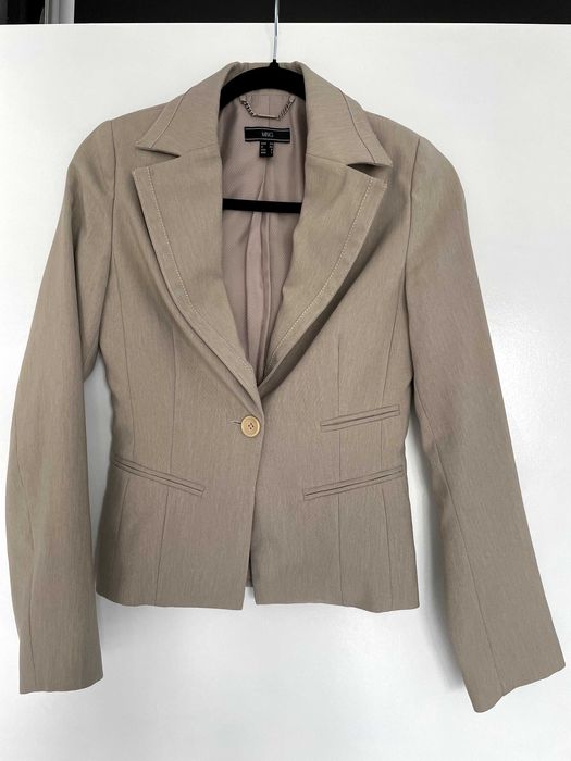 Vand costum de dama Mango, cu sacou si fusta, crem inchis, marime 34/S