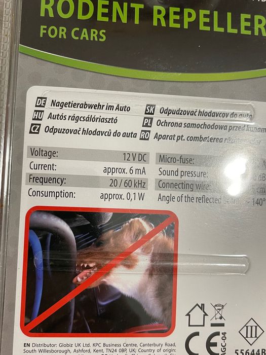 Aparat auto ultrasonic pentru combaterea șoarecilor