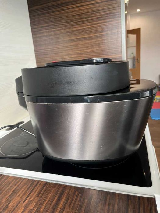 Продавам Мултикукър PHILIPS ALL-IN-ONE HD2151/40 ЧЕРЕН, ALL-IN-ONE