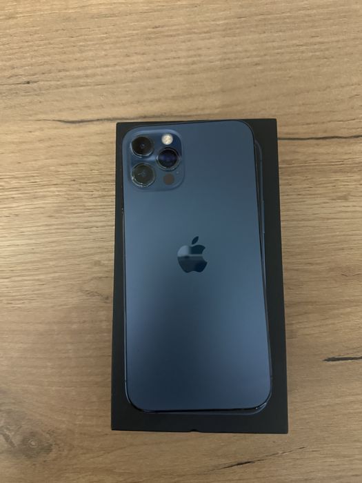 Iphone 12 pro toʻq koʻk rang