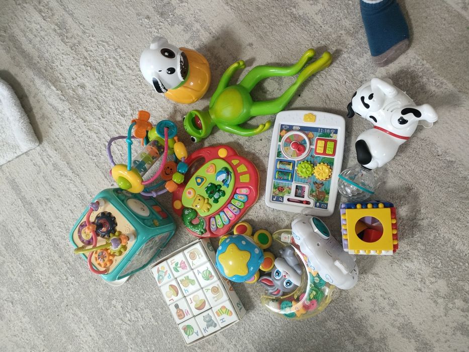 Детские развивающие игрушки музыкальные