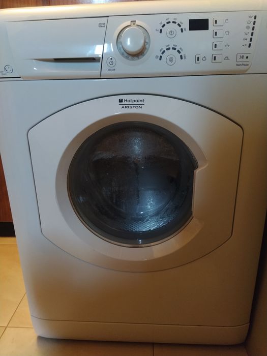 Пералня Ariston пералня