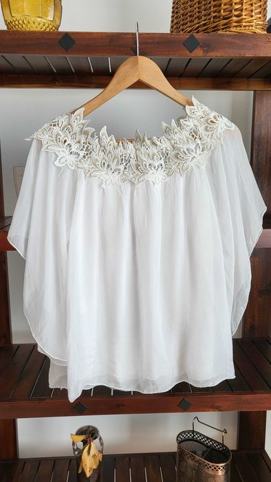 Ie brodata cu fir auriu, NOU, mar S