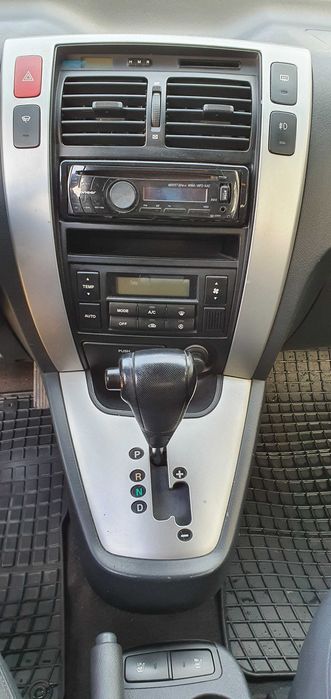 Hyundai Tucson 2.7 бензин/газ, 175к.с. 4WD
