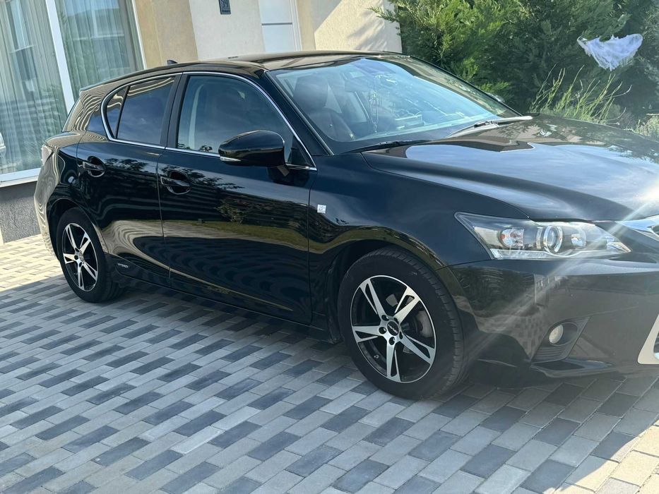 Lexus CT200H Impecabil