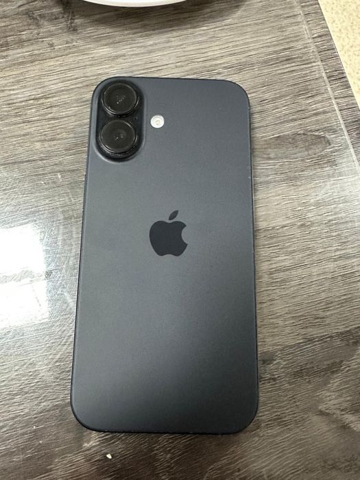 Iphone 16 сост отличный
