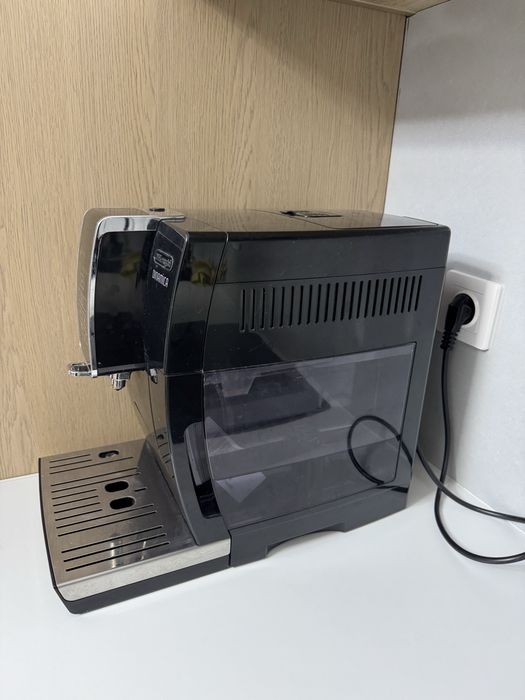 Продам кофемашину Delonghi