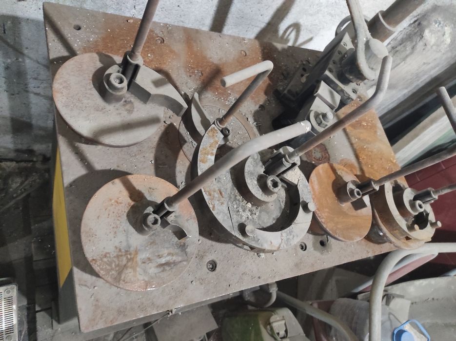 Станок для гибки кованых изделий