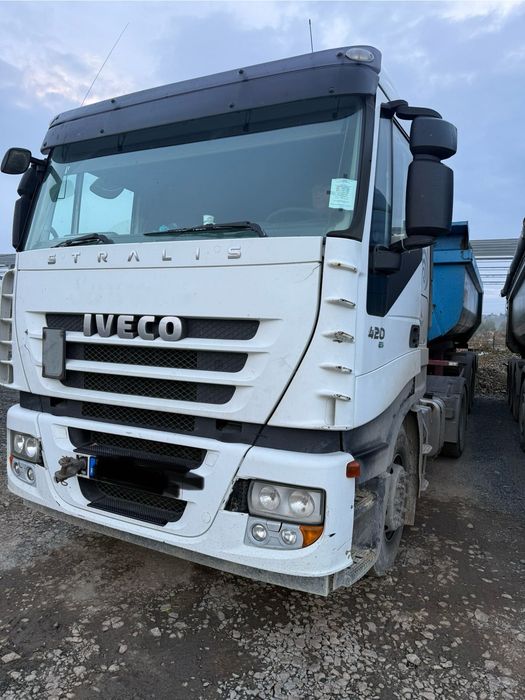 Vând Iveco și semiremorcă basculanta