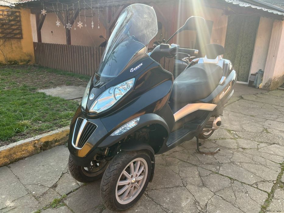 Piaggio MP3 300cc