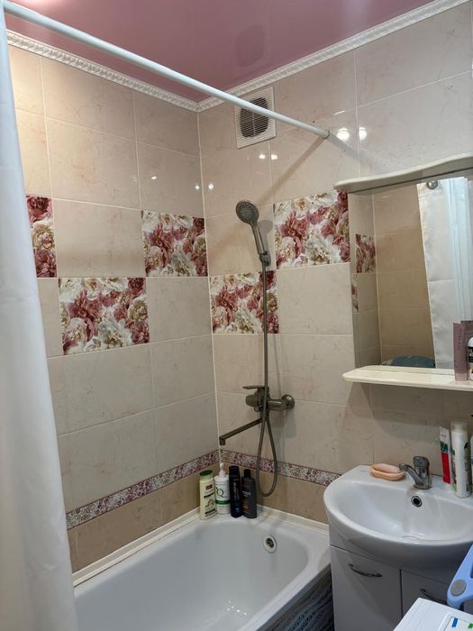 Продам 2 ком квартиру