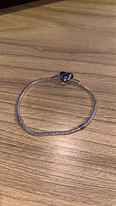Bratara Pandora