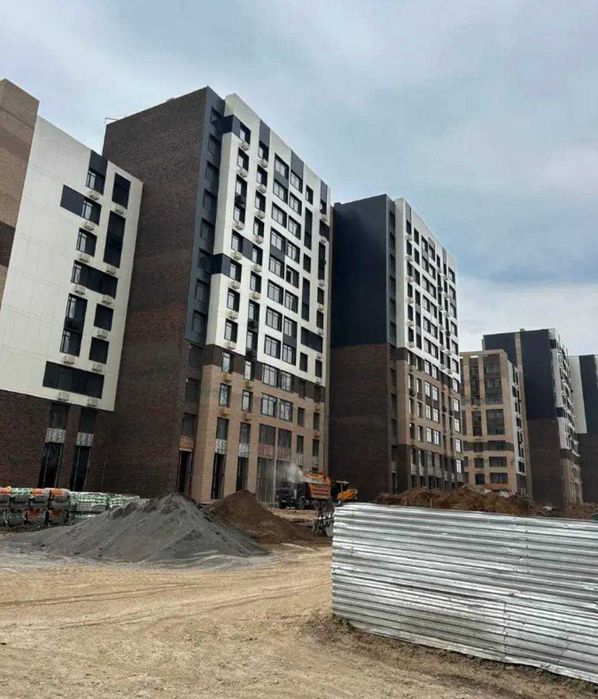 Продаю 4-комн. по ул.Улы дала 40, ЖК Gala One.