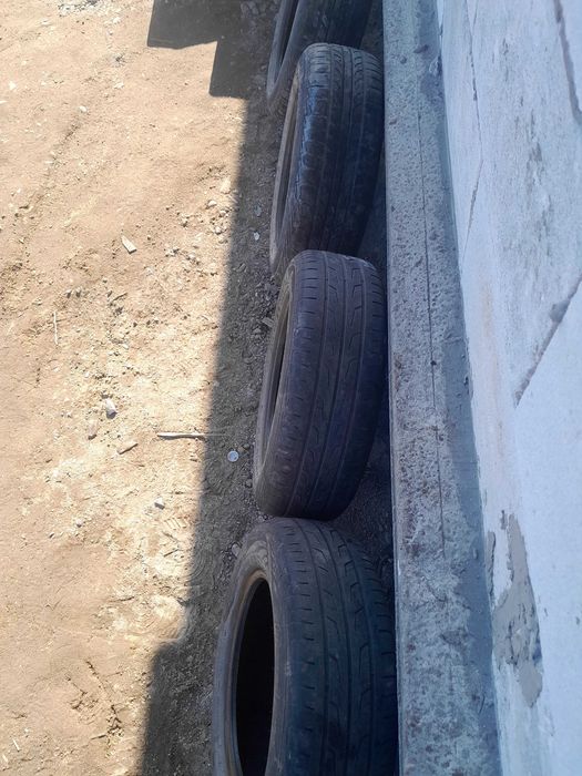 Продам шины летние. Состояние среднее