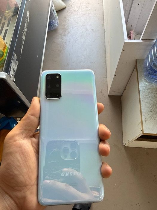 S20+ 5G. 256.12.