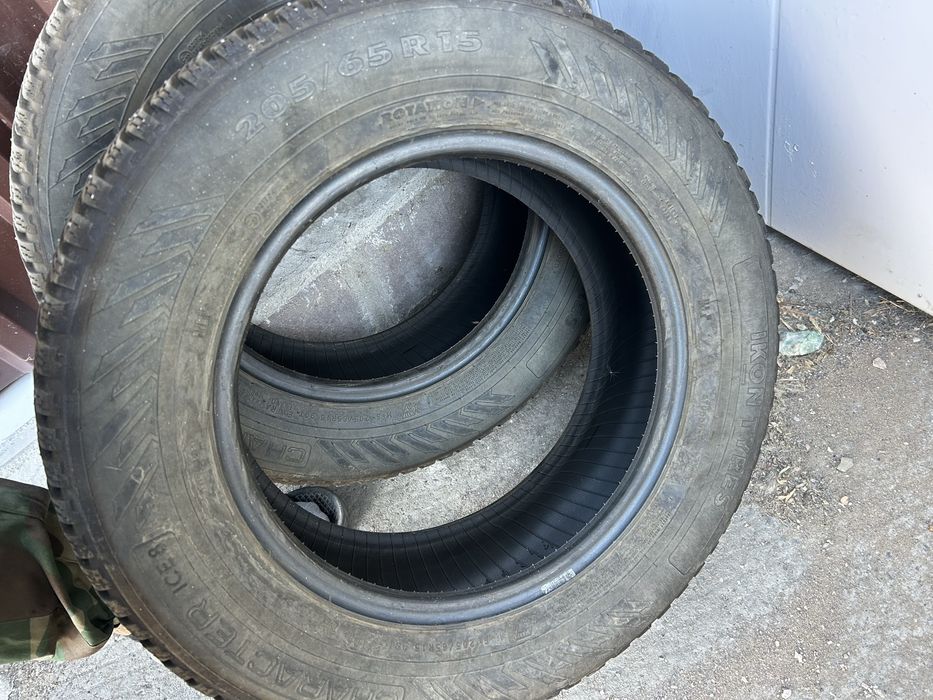205/65/15 ikon tyres пара
