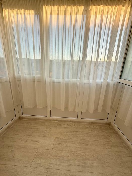 Vând apartament cu 2 camere, mobilat și utilat.