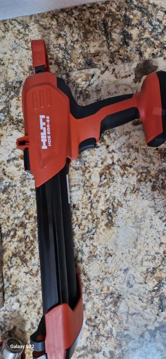 Hilti set scule pe acumulator