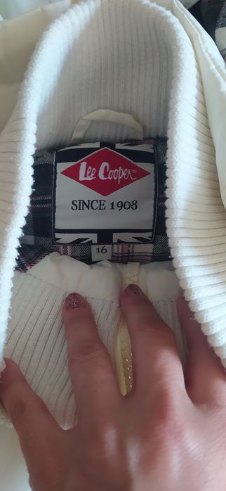 Елеци Lee Cooper