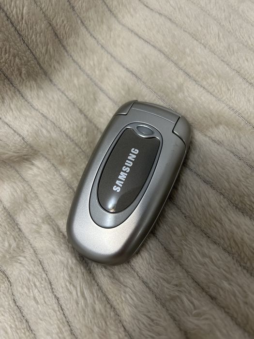 ретро раскладушка Samsung x480