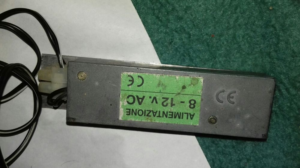 Yala electromagnetica12V si feronerie inchizator geam