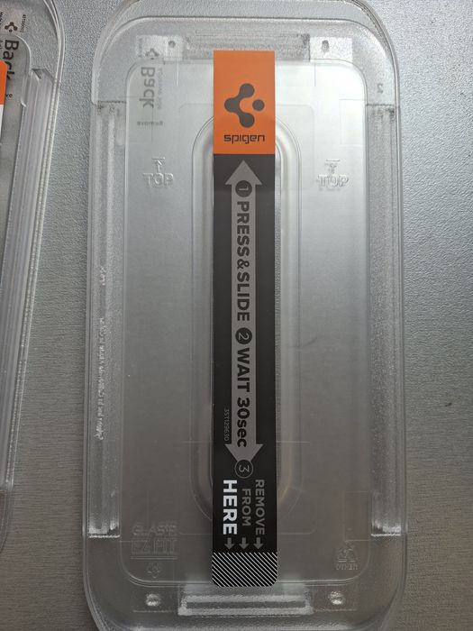 Spigen стъклен протектор за Samsung S24 FE / A56