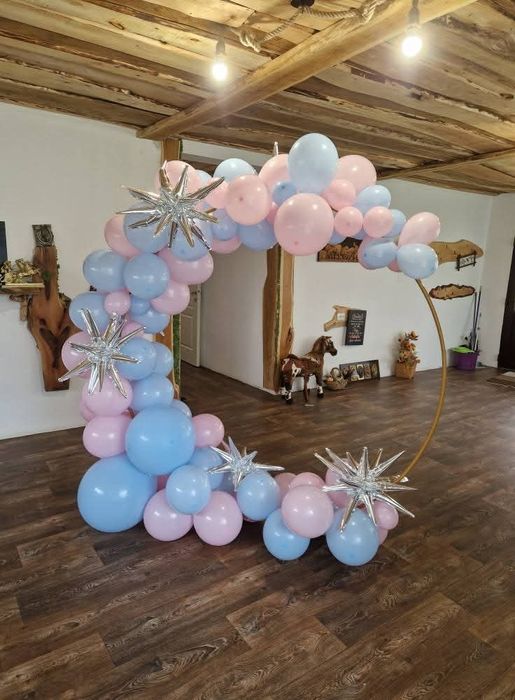 Arcada metalica & de lemn de inchiriat