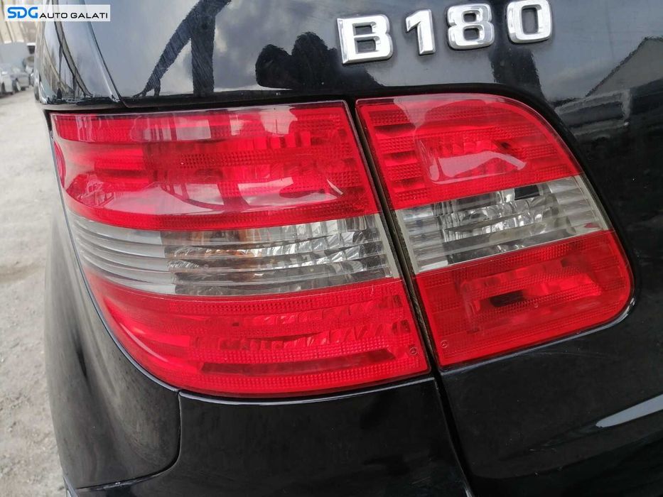 Stop Lampa Tripla Stanga de pe Hayon Haion Portbagaj Mercedes W245 Clasa B Class 2005 - 2008