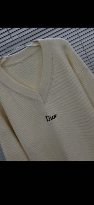 Pulover Christian Dior, model 2026