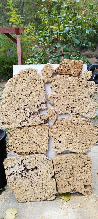 Vând Piatră naturala Tuf calcaros