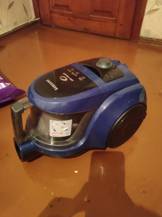 Продам пылесос samsung