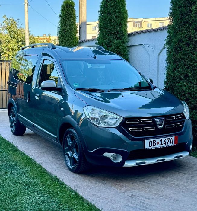 Dacia Dokker STEPWAY//1.5 diesel/ 90 Cp/ 5 locuri / FĂRĂ DAUNE / KM REALI !