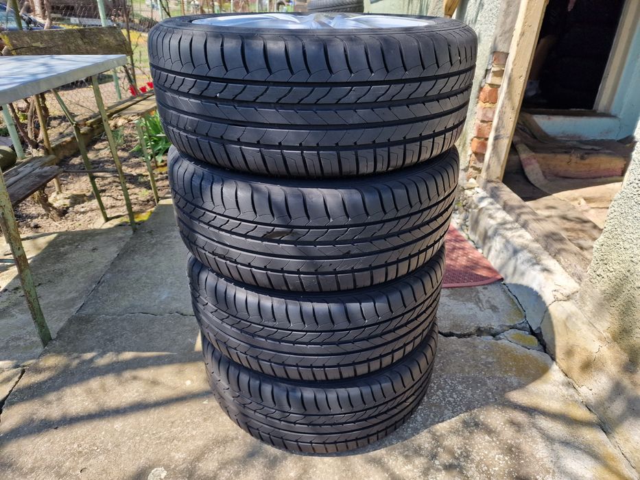 215 50 R 17 jante tabla cu cauciucuri de vara 5 x 115 Opel Astra J