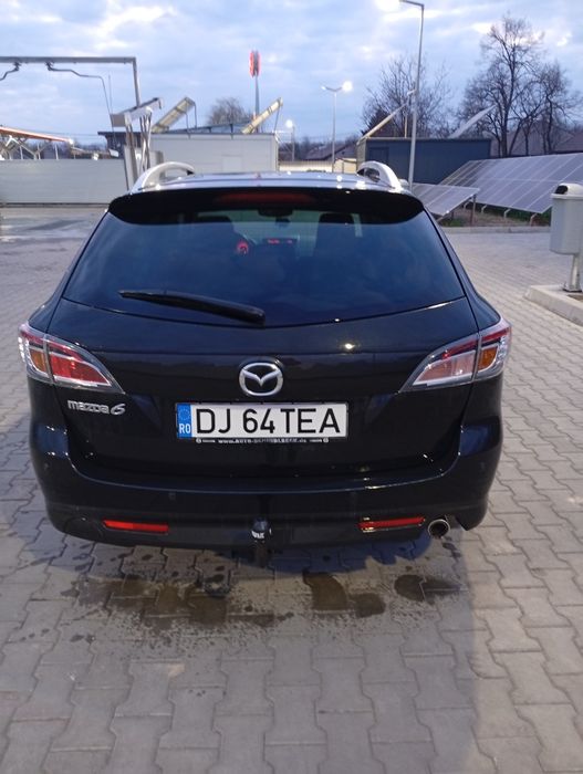 Mazda C6  break, o mașină spațioasă care îmbină perfect spațiul generos cu un condus dinamic și un aspect elegant, diesel 2,2 din 2012, acte la zi.