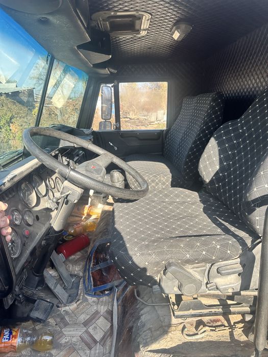 Автомобиль КАМАз 4310