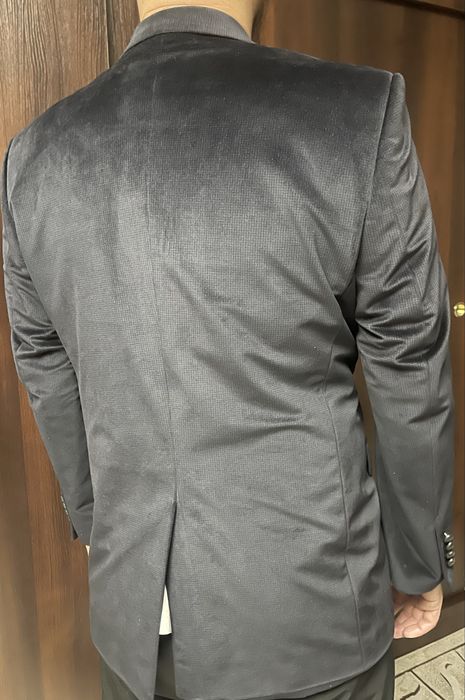 Продам мужскую одежду