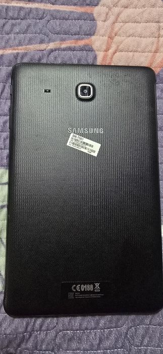 Планшет Галактики таб Е в отличном состоянии