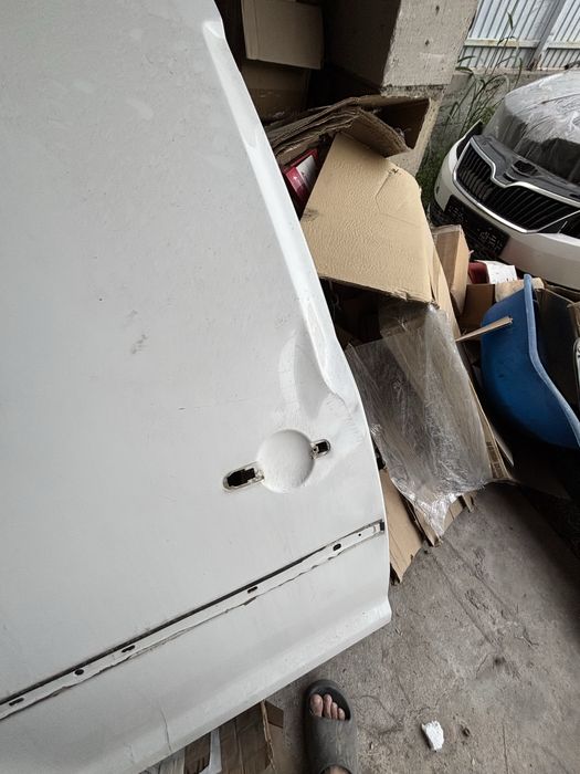 Двери на VW CADDY 3