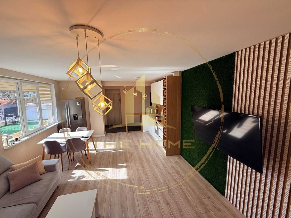 Уютен 3 стаен Идеален Център