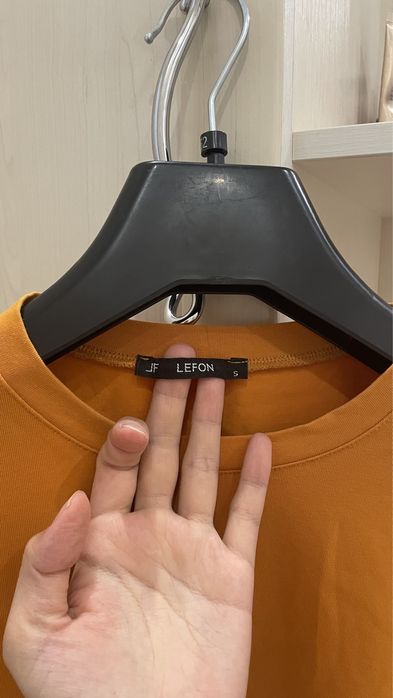 Футболка новая 2000 тг