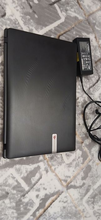 Срочно продам ноутбук packard bell