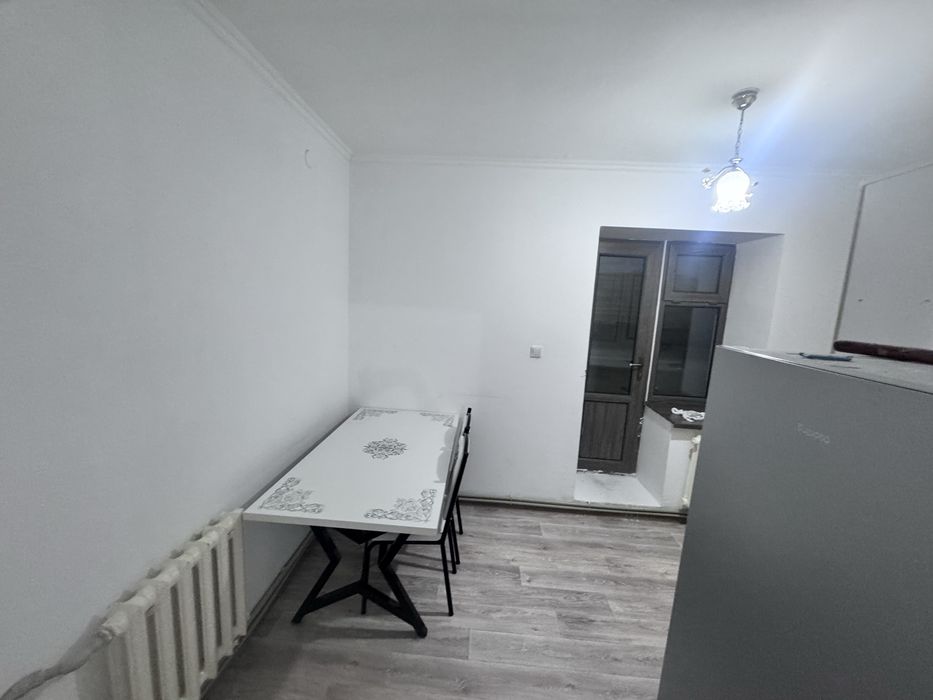 Детский болница қасынан, жаңа үйден 2 бөлмелі пәтер сатылады!!!