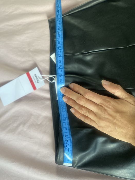 Нов кожен клин Sinsay