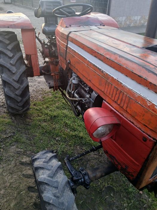Tractor UTB 445/550/640