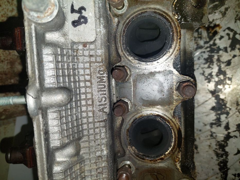 Chiulasa Vw Passat B 5 1.8 ,Audi,cod 058 103 373 D